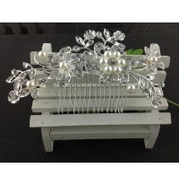 Beaded hairpin for ceremonies