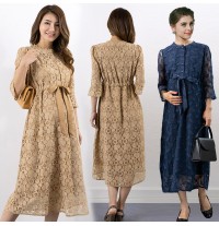 Robe longue en dentelle pour la grossesse et l'allaitement à manches 3/4