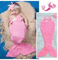 Costume de bébé de sirène rose 3 pièces.